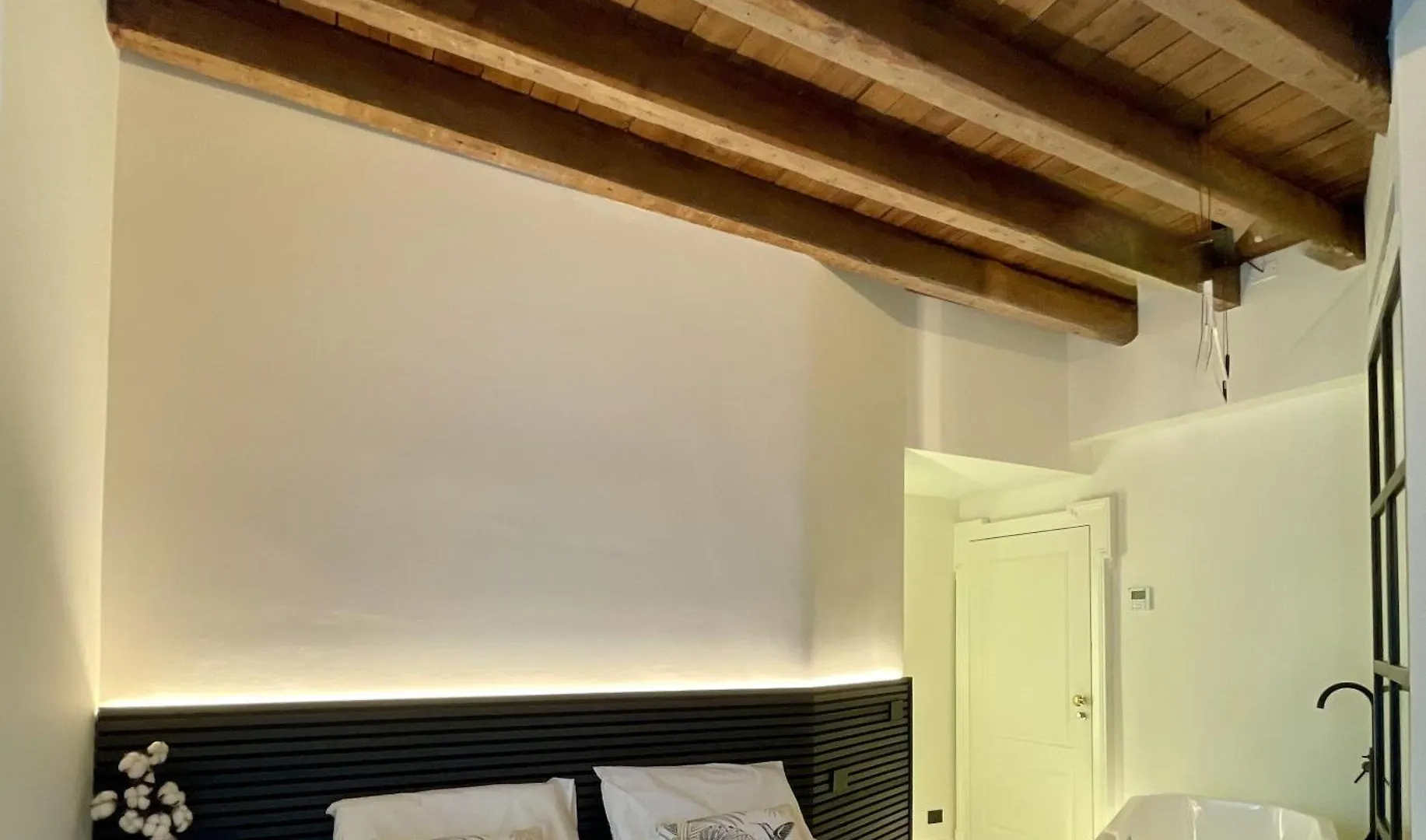 Younique Boutique Rooms Μιλάνο Πανσιόν